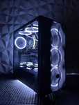 unitatea gaming ryzen 7 7800x3d cu 7900 gre de 16 gb ,nou