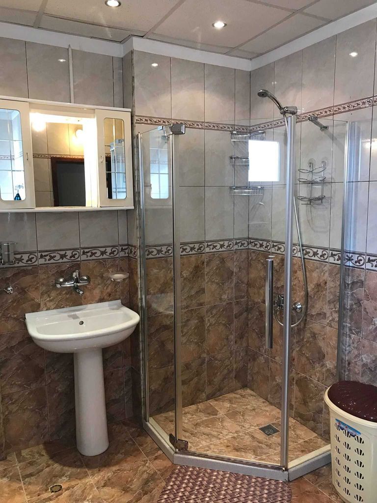 Продава се Четиристаен апартамент в София, Гео Милев - 220 кв.м за 2410 €/кв.м - Снимка #2