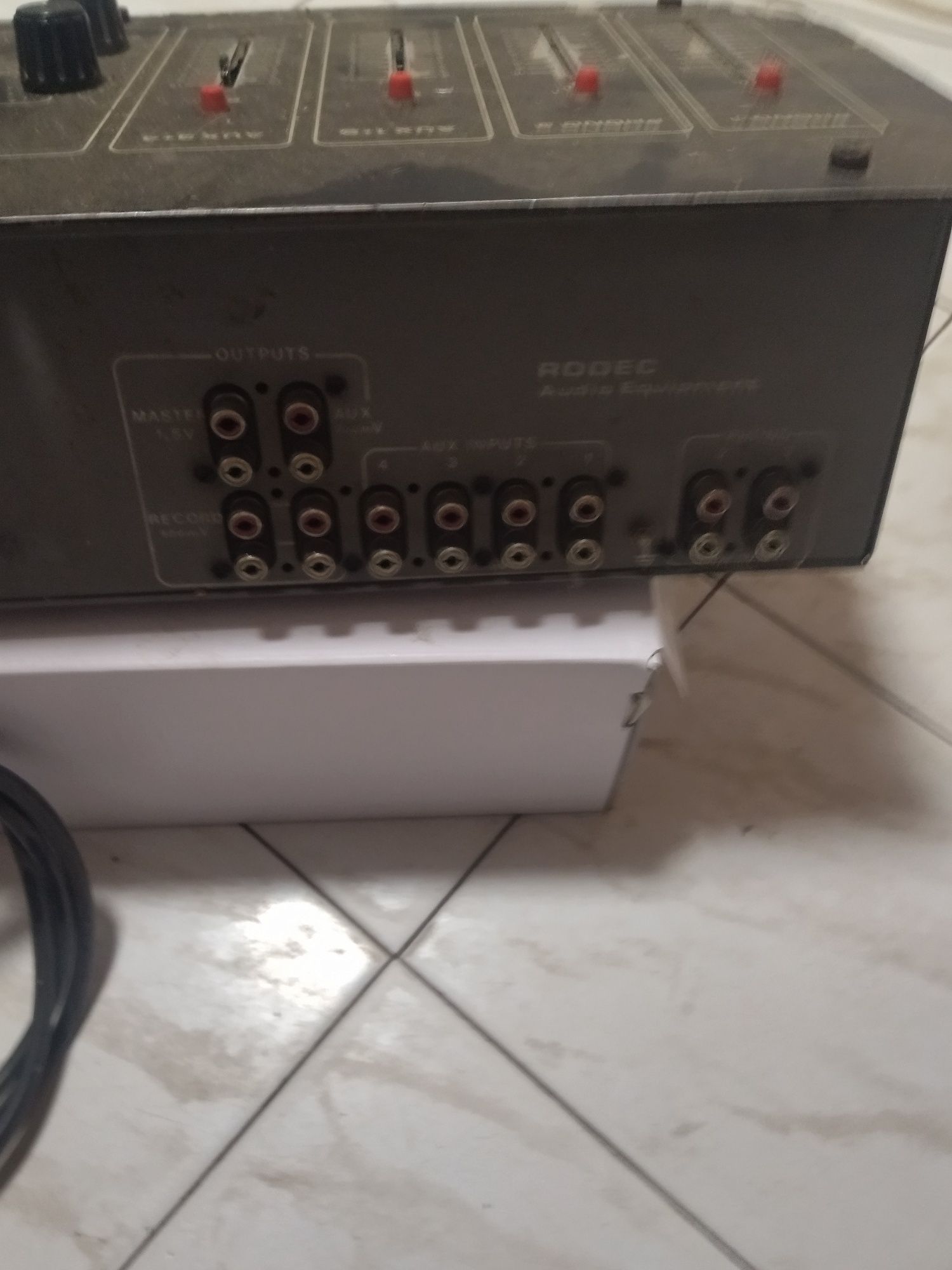 Миксер ретро RODEC