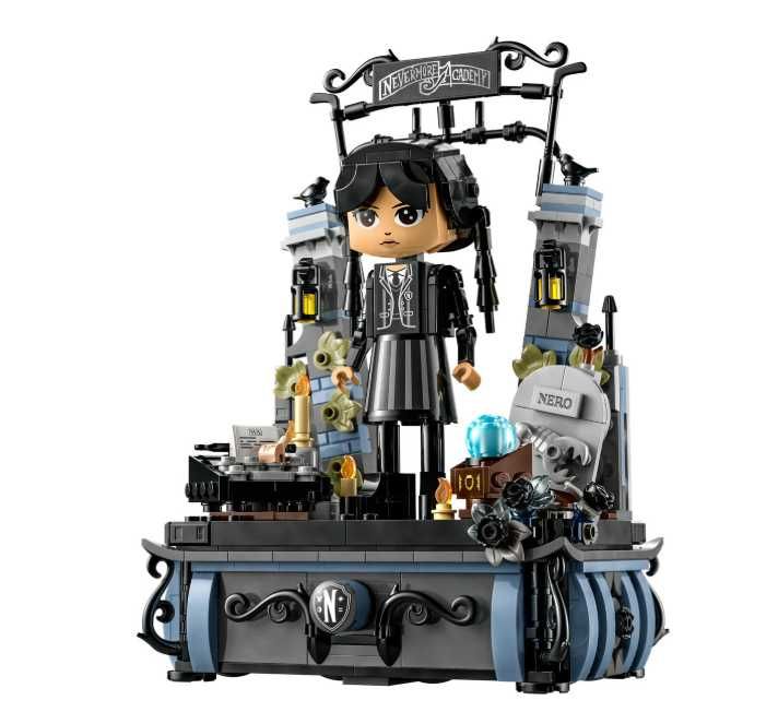 Lego Wednesday 76780 - Wednesday Addams Building Figure