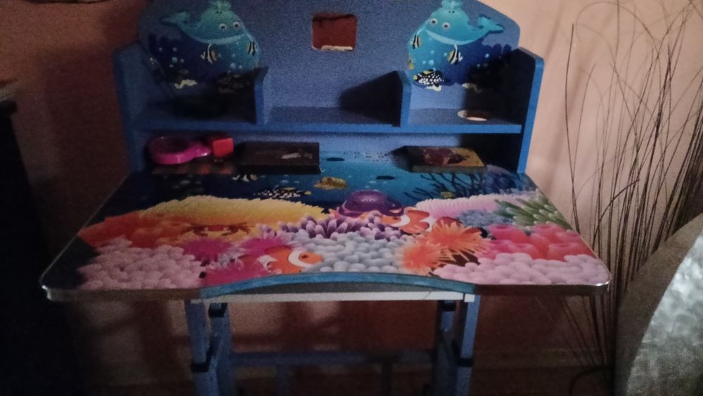 Birou și scaun copii