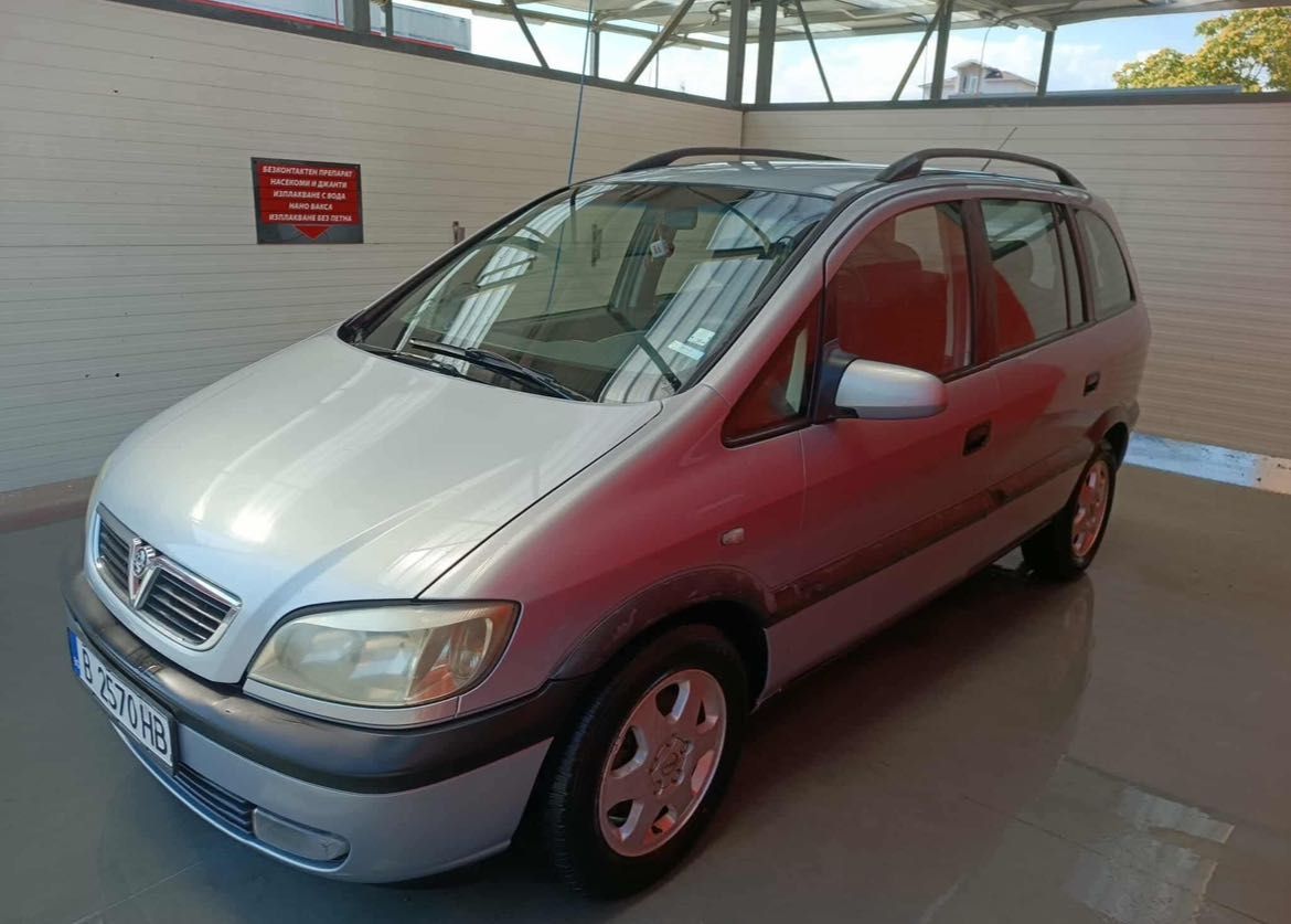 Opel Zafira перфектно състояние