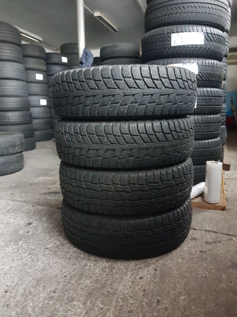 Nokian 205/75 R16 C 113/111R M+S iarnă