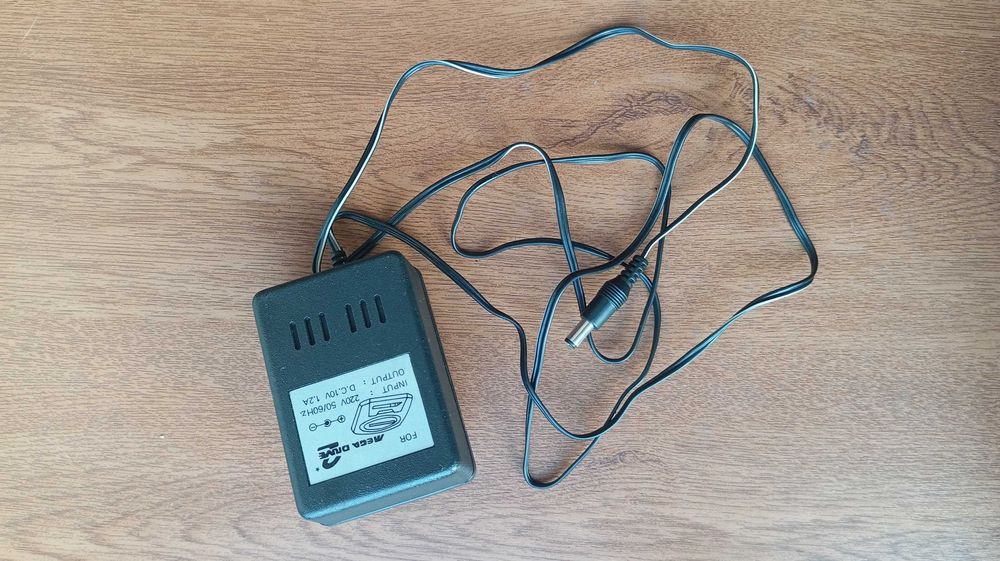 Оригинальный блок питания от SEGA MEGA DRIVE 2