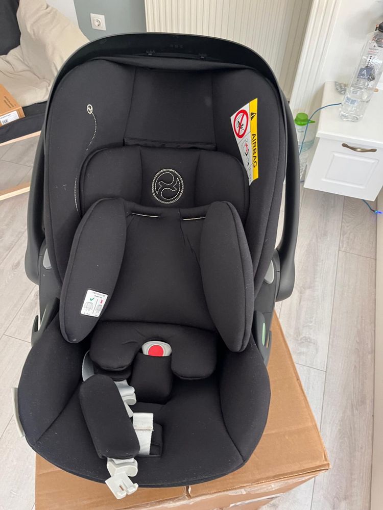 Scoica pentru bebelusi Cybex Gold Cloud G i-  Size Moon Black, negru.
