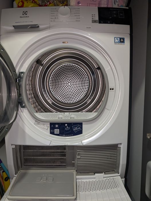 Сушилня Electrolux EW8H458B