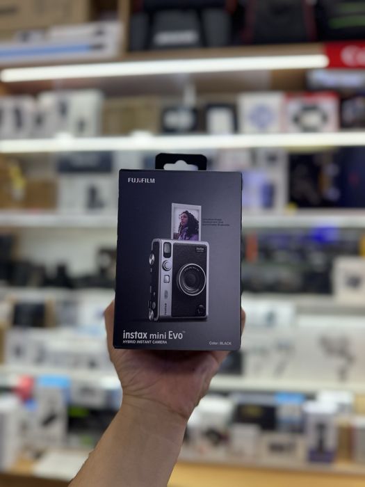 Instax mini evo hybrid instant camera