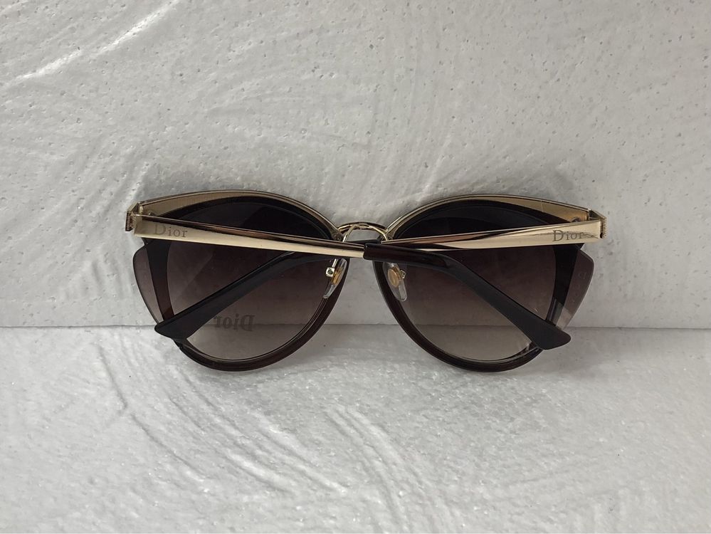 Dior Дамски слънчеви очила котка 3 цвята черни кафяви бежови CD 338