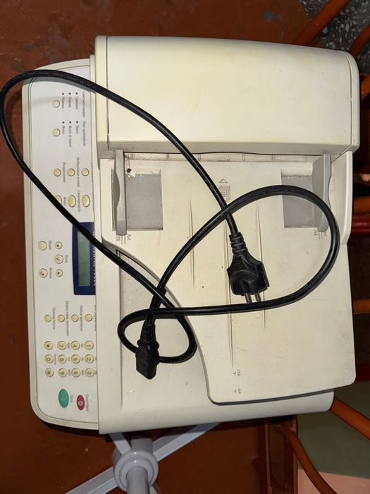Продаю МФУ Xerox WorkCentre РЕ220принтер/
сканер/копир/факс, А4