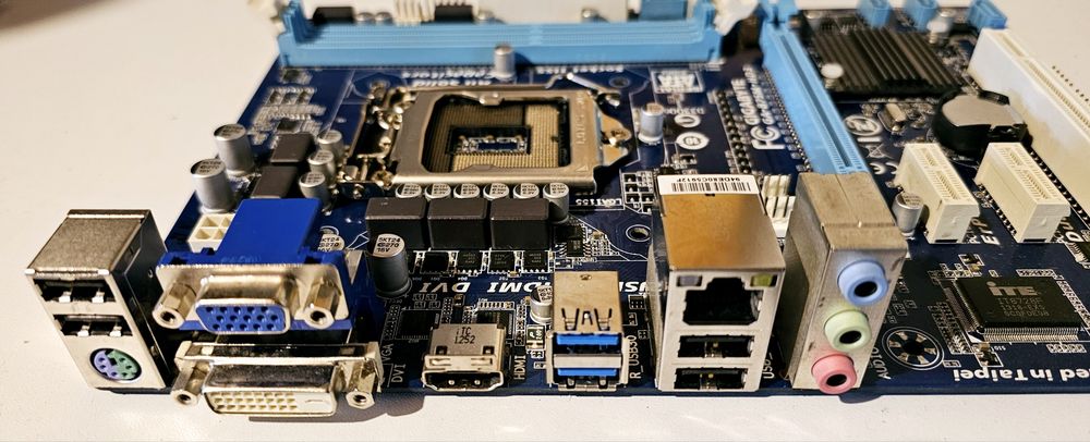 Placa de baza GA Gigabyte B75M HD3 socket 1155