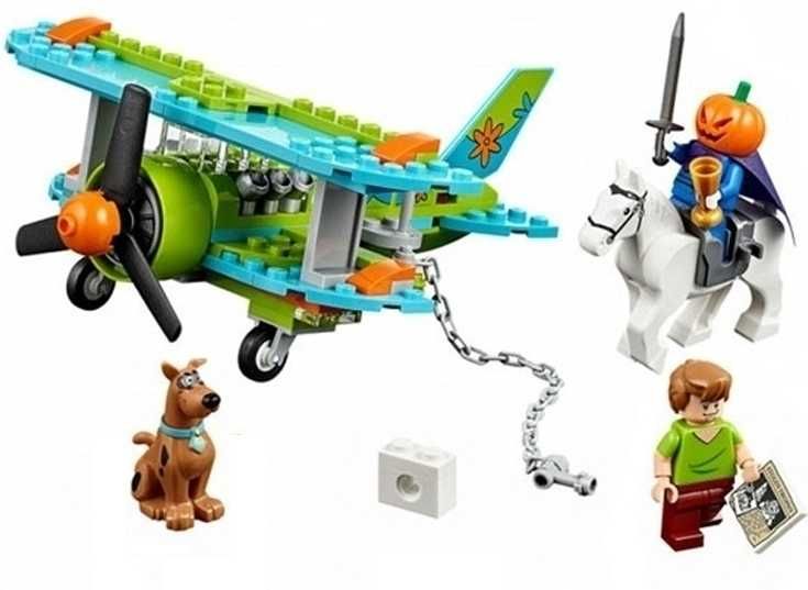 Set tip Lego Scooby-Doo si Avionul Misterelor