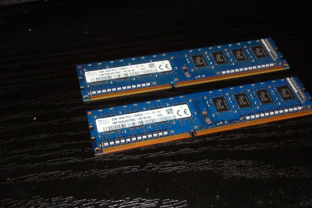 memorie ram ddr3 4gb dual ch ( 2x 2GB ) PC3 12800 Hynix