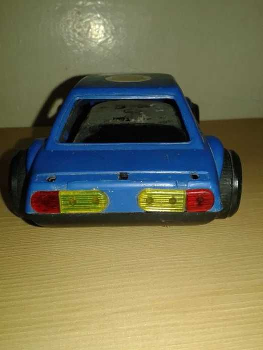 Masinuta de colectie perioada comunista