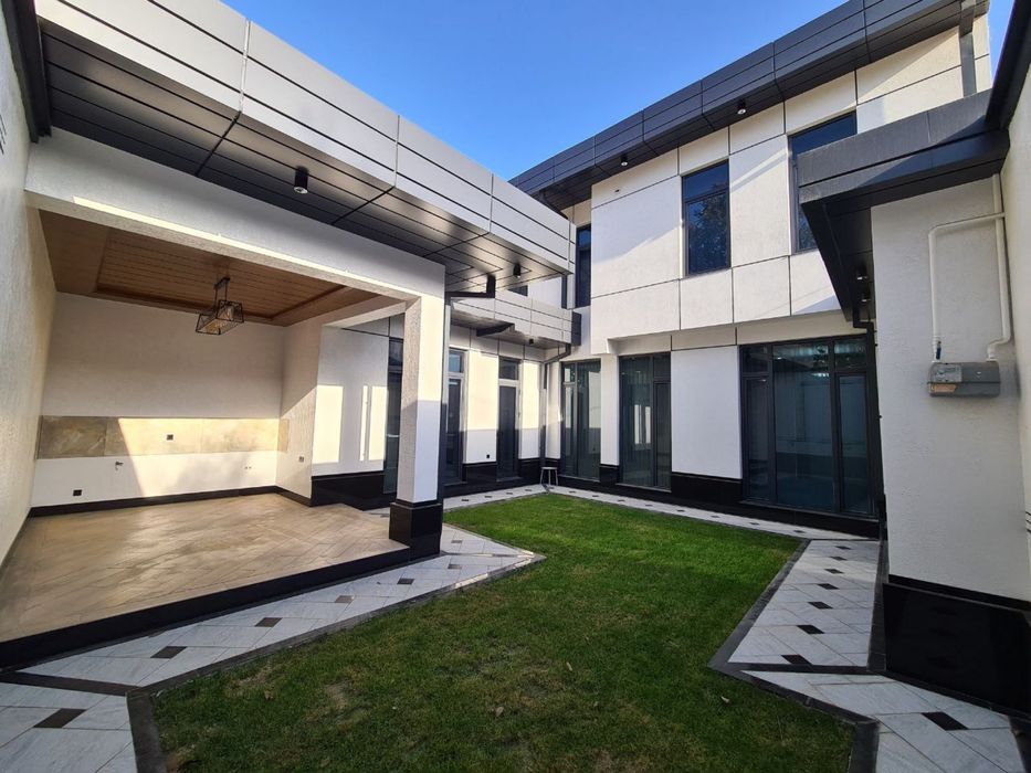 Новый Hl-Tech дом.