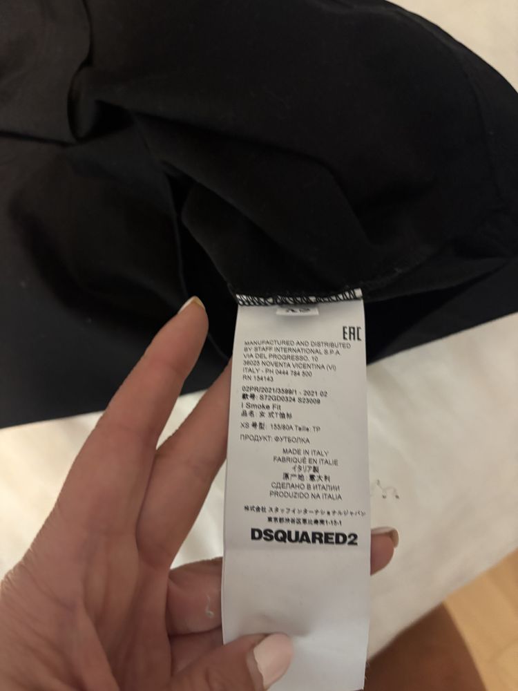 Оригинална дамска тениска Dsquared от farfech,цена 135лв