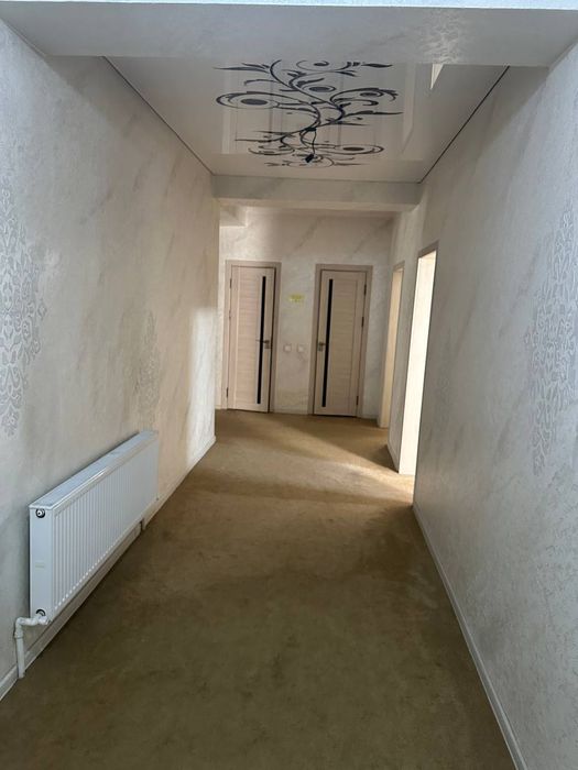 Ibn Sino 2 bitonkada Novostroyka 3/4/4 lifti bõladi