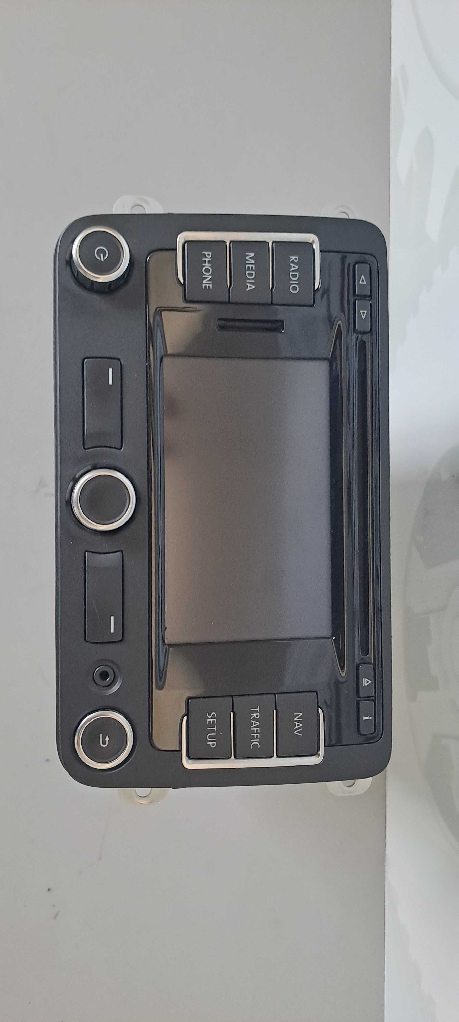 Навигация VW Passat 7