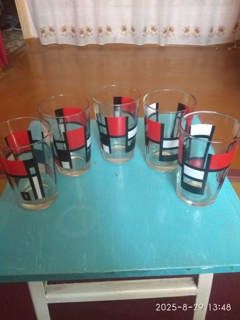 Стаканы чешские,без сколов,продаю,смотрите другие мои объявления