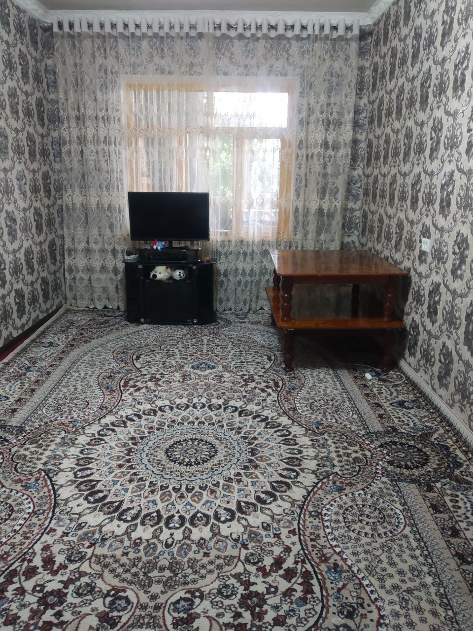 Продаётся 2х комнатная квартира в Чирчике