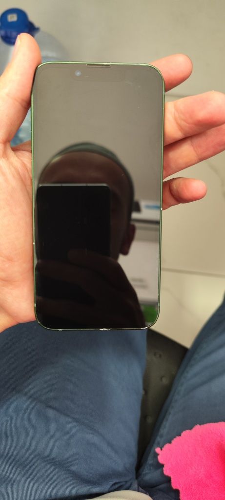 Iphone 13 mini.   Juda arzon
