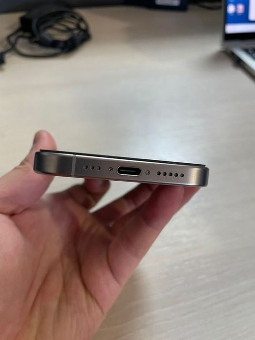 Продается айфон 15 Про