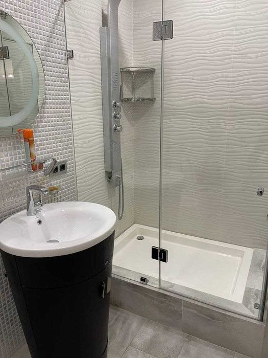 Сдается большая шикарная квартира в центре города!