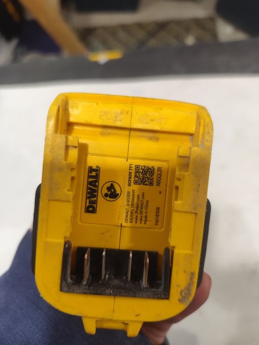Акумулаторен ударен импактдрайвър Девалт DeWalt DCF809 190nm