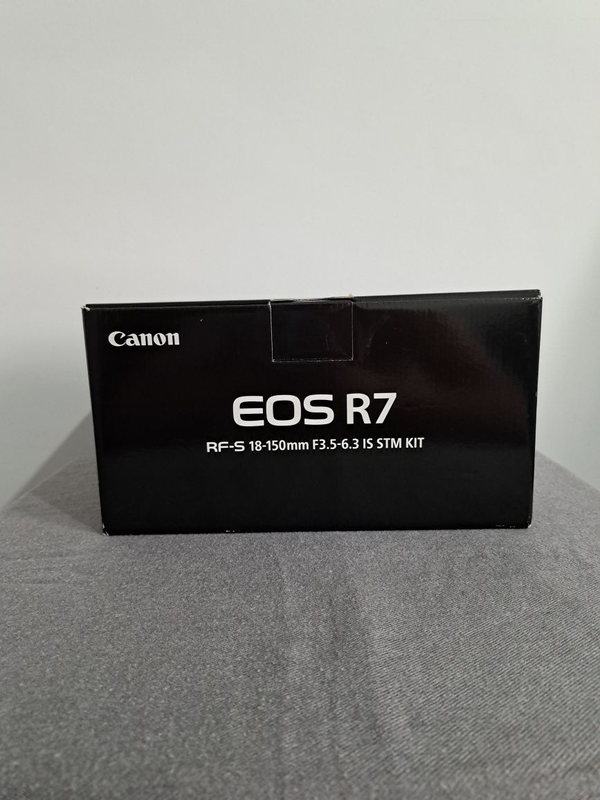 Canon Eos R7 kit obiectiv RF 18-150mm