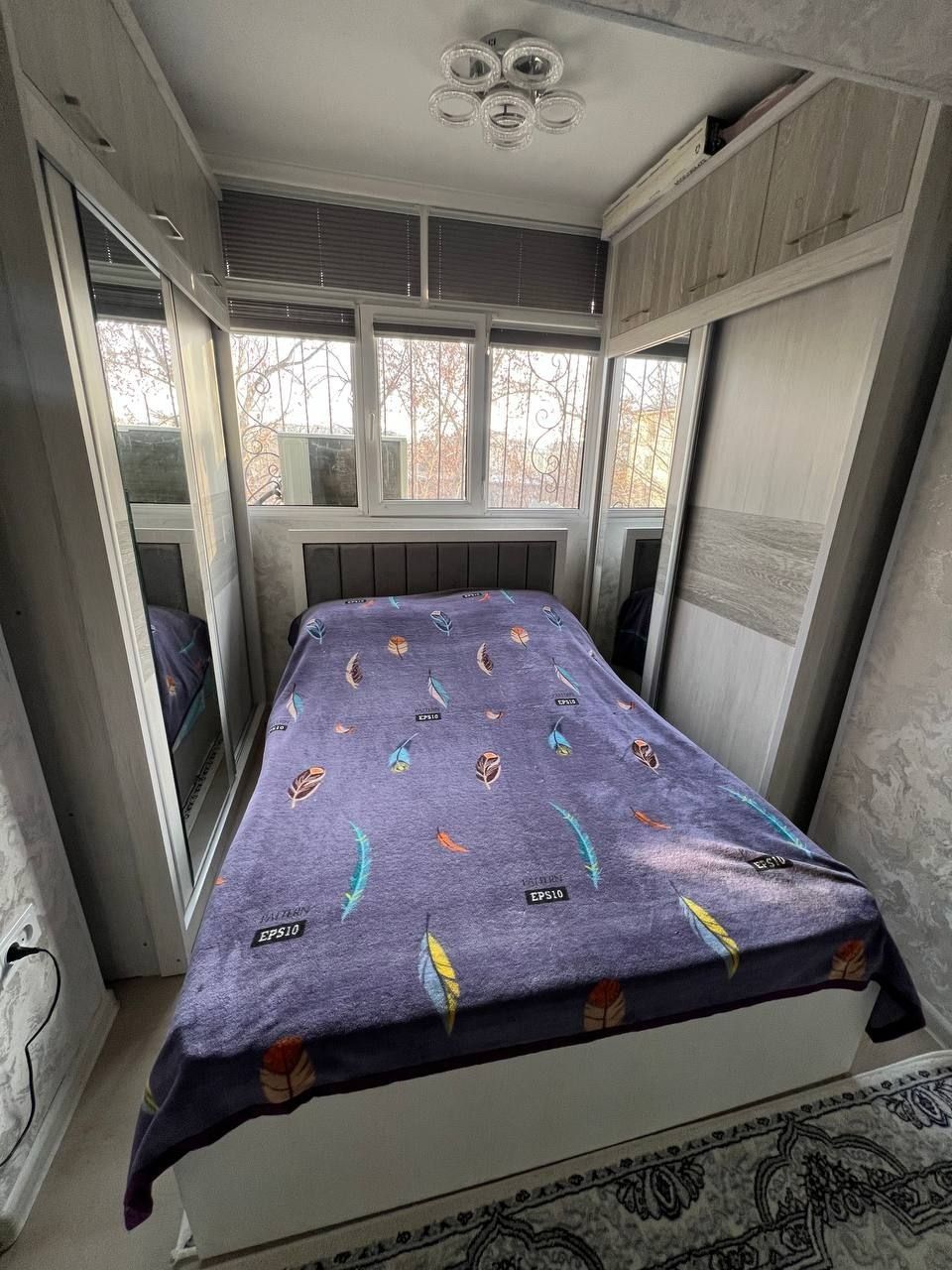 Продаётся  спальный гарнитур
