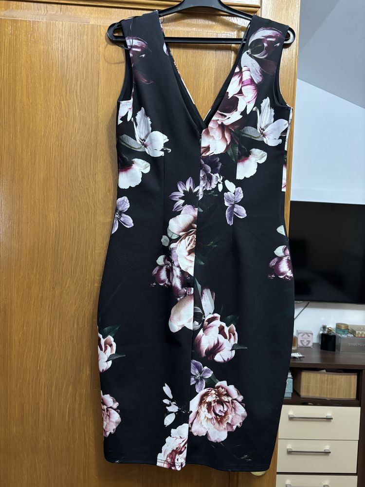 Rochie Lipsy London, 40, elastica