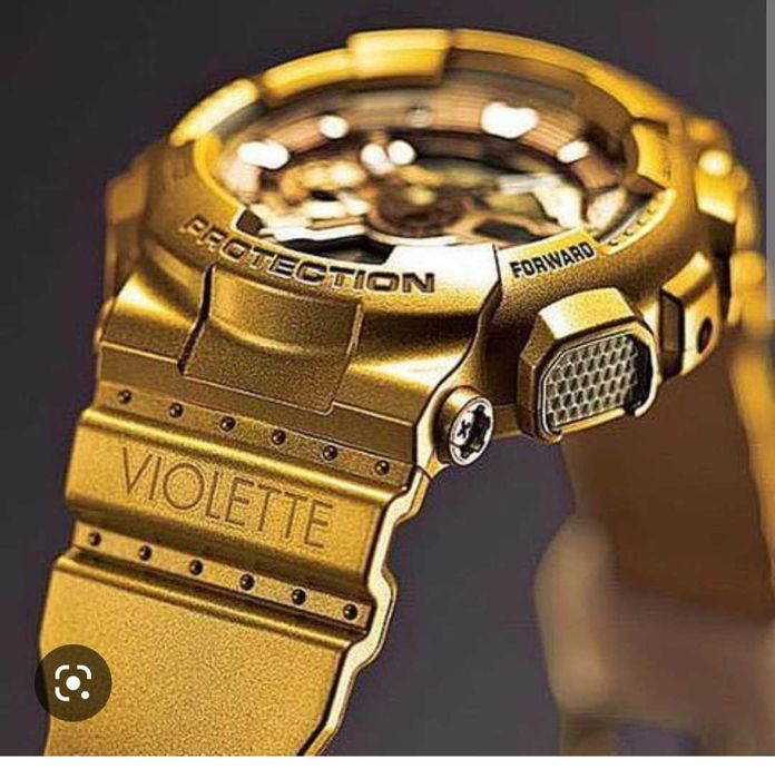 Продавам часовник Casio G-shock Violette GOLD