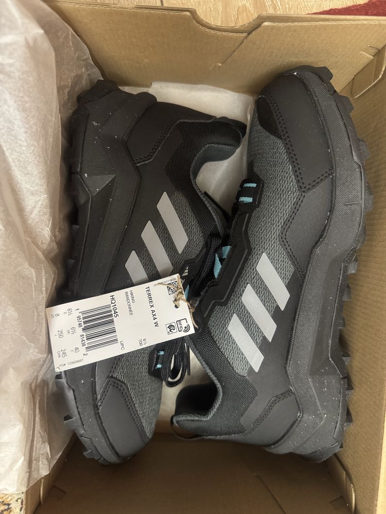 Adidas Terrex AX4