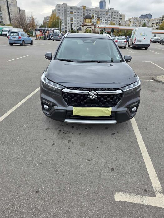 Джип Suzuki  s-cross купен от Suzuki 22000км