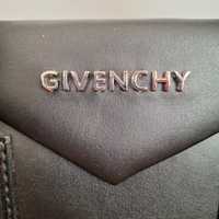 Vând geantă Givenchy Antigona medium