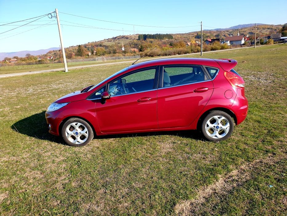 Ford Fiesta TITANIUM, benzina 1.6, 2011, euro 5