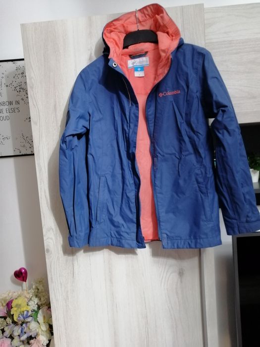 Geaca Columbia fete 134-140cm, de toamnă, anti vânt
