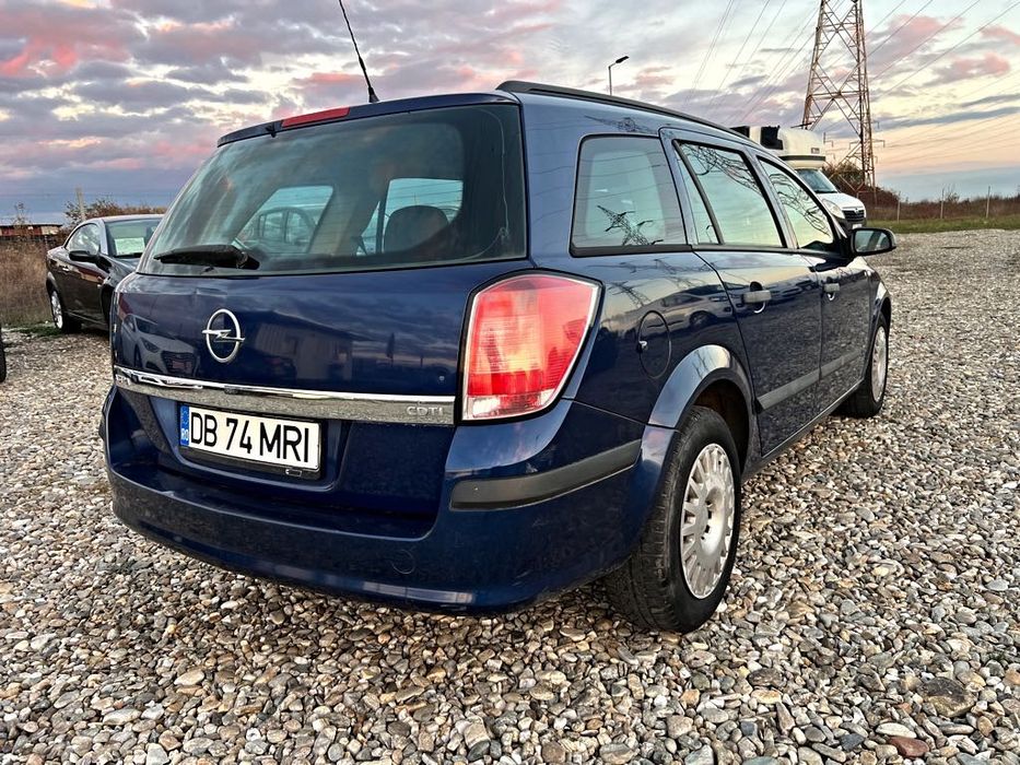 Opel Astra 1.3 CDTi 90CP.