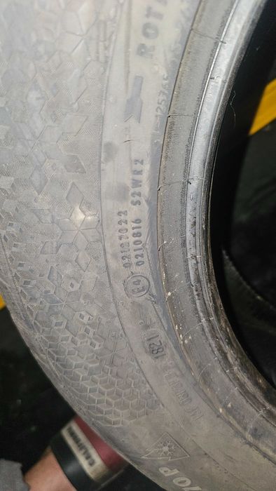 anvelope 215/65/17 CONTINENTAL iarna noi