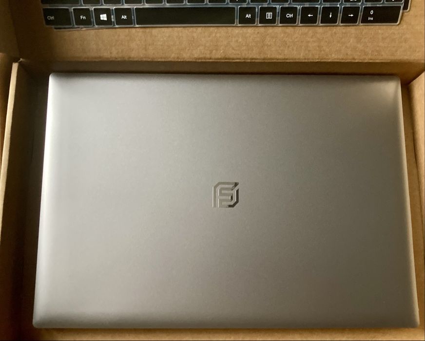 Laptop Sunfeng Funyet 16/512gb