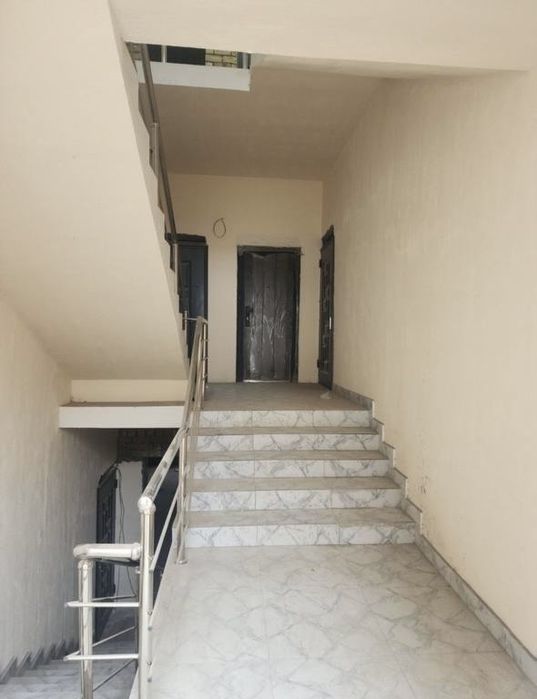 Сергели строителда дублекс квартира сотилади