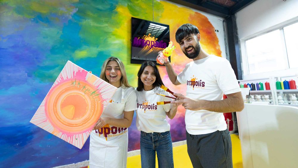 UV рисуване в София – Въртящи маси, Рисуване с Пръски и въздушна четка