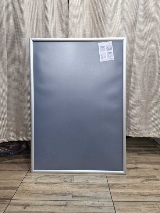 Rame din aluminiu cu clipsare  pentru publicitate
