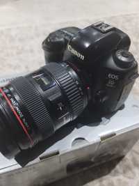 Продается Canon 5D Mark4 с объективом 24-70 mm f/2,8.