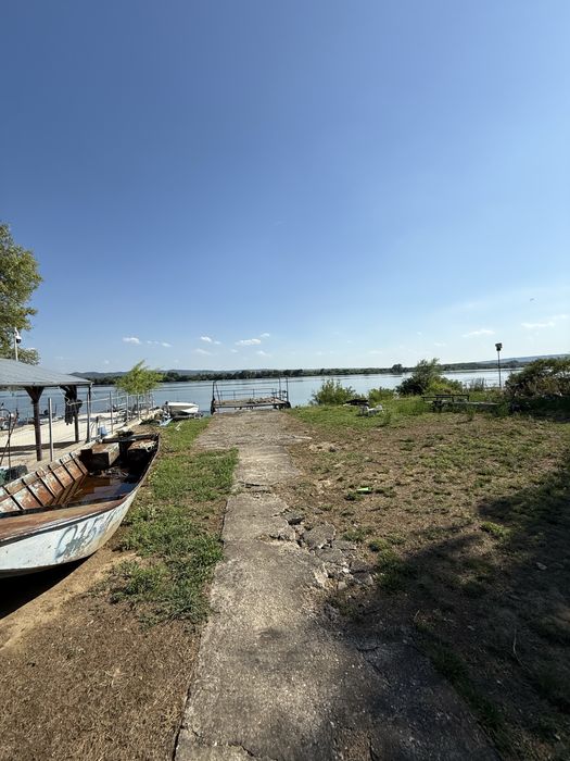Vand cabana pe clisura dunarii