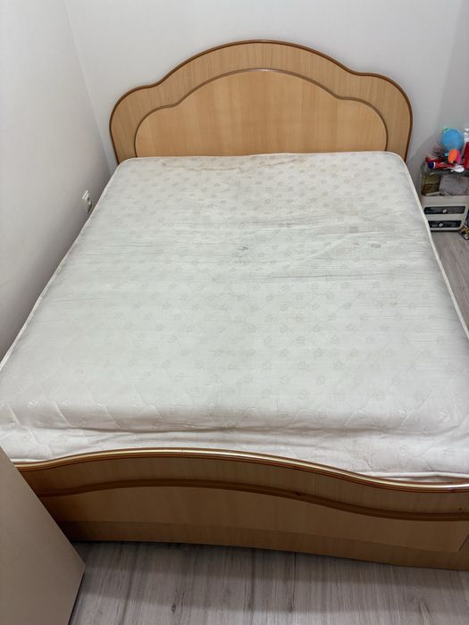 Отдам даром кровать