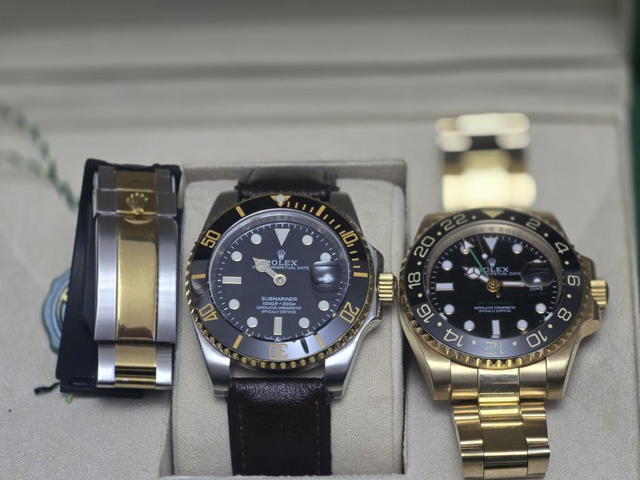 Rolex submariner two tone(без мин и сек стрелки РАБОЧИЕ в отличном)