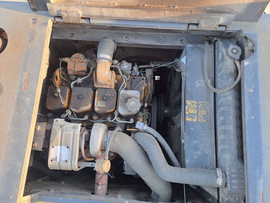 Excavator komatsu pw150 sau schimb