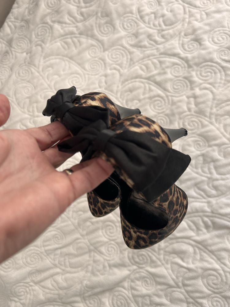 Pantofi cu toc animal print,mar 38