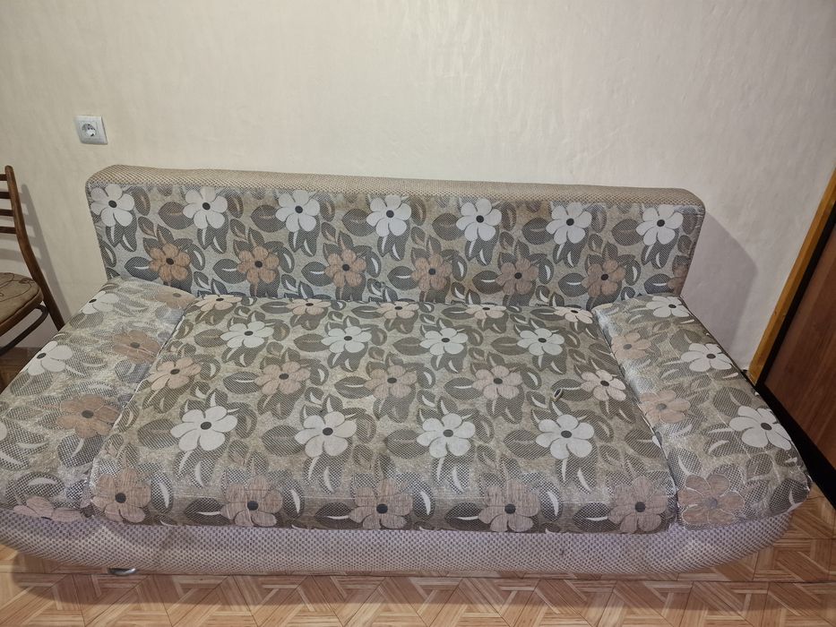 Диван раздвижной 10000