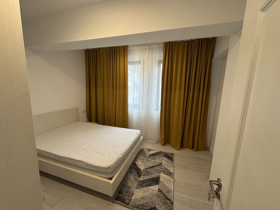 De inchiriat apartament 2 camere bloc nou